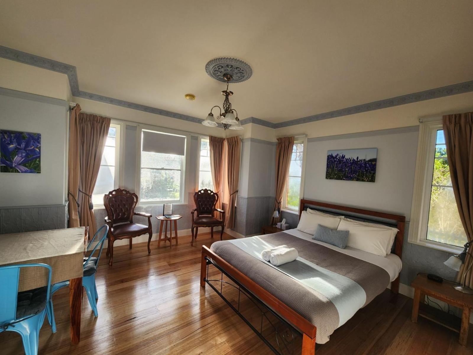 Alexandria Bed & Breakfast 3*